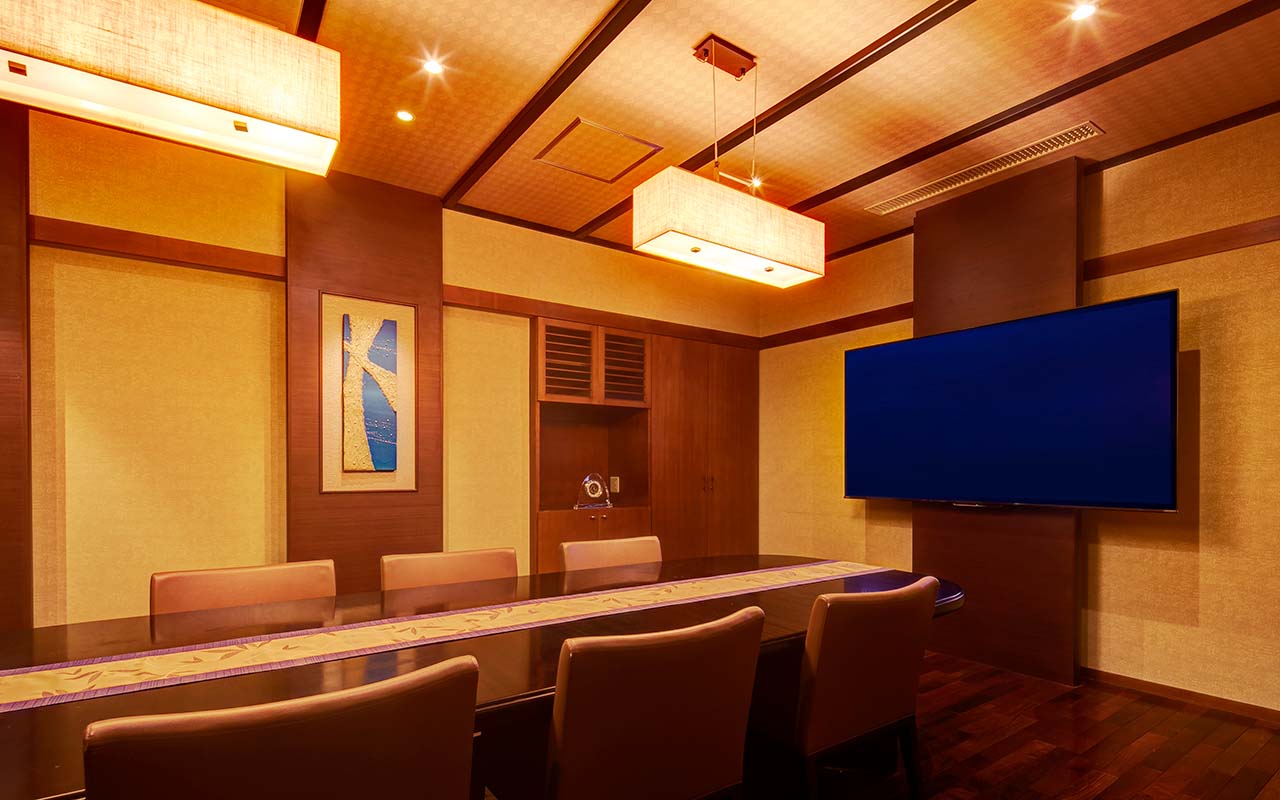 皇家套房，配有影音室